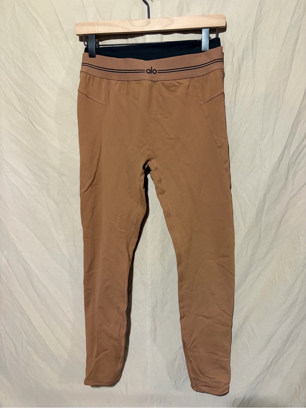Alo leggings